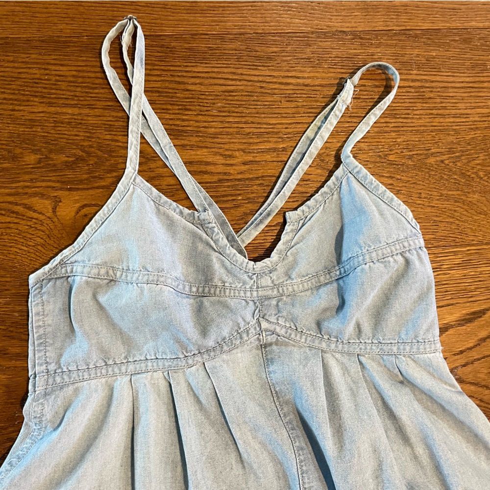 Levi’s Chambray Midi Dress in Light Blue Denim. Size S - Picture 6 of 7
